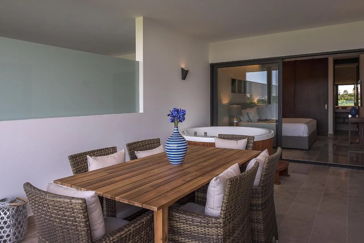 Cruz Con Mar By Happy Address Otel Playa del Carmen