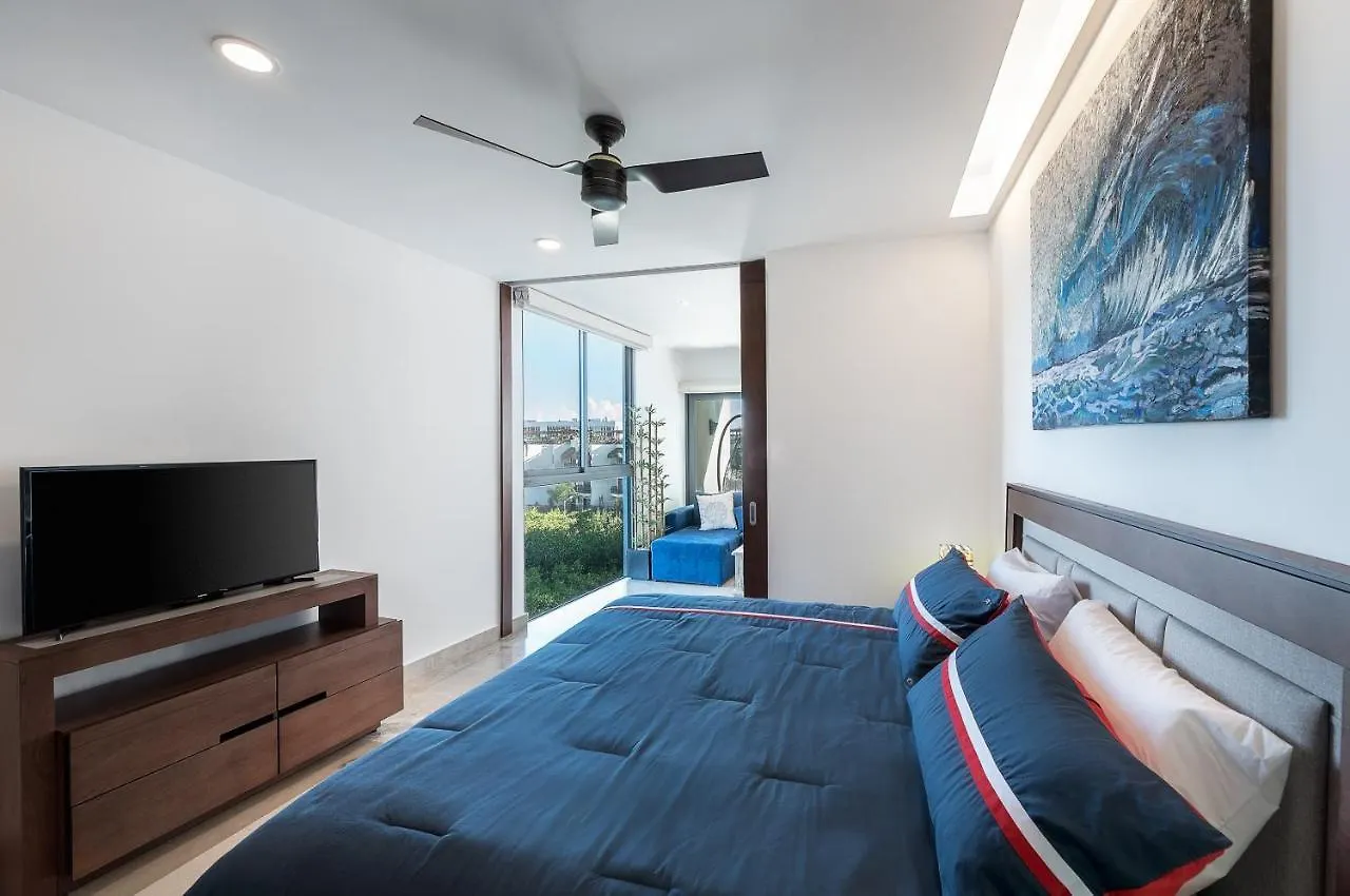 Cruz Con Mar By Happy Address Otel Playa del Carmen